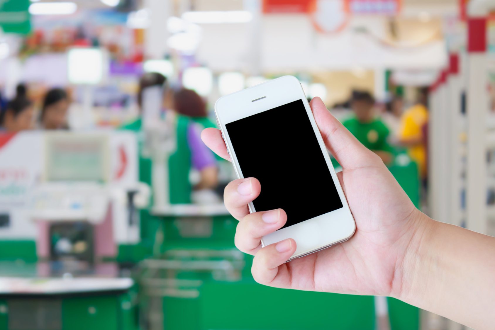 Apple Moves Into P2P Payments Space, Macy’s mobile checkout, Cashless payments
