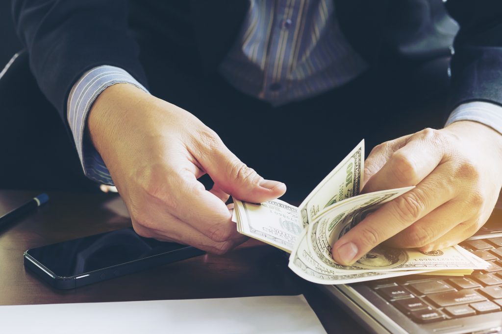 Cashflow real-time payments, managing cash flow
